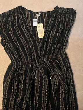 Elan cover up black with Beige Chain-Pattern Stripes